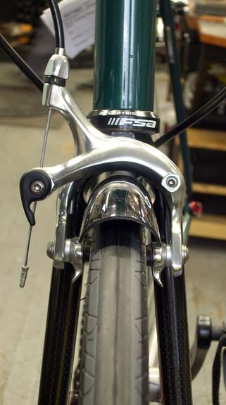 Rodriguez carbon fiber fork with long reach brakes and an unmodified fender fitting through the fork